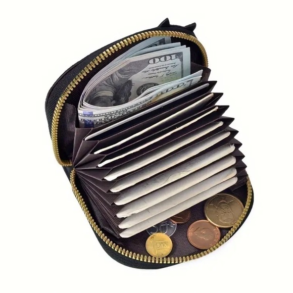 Adorable Cartoon Cat Faux Leather Mini Coin Purse/Wallet in Yellow - NWT - Picture 3 of 4